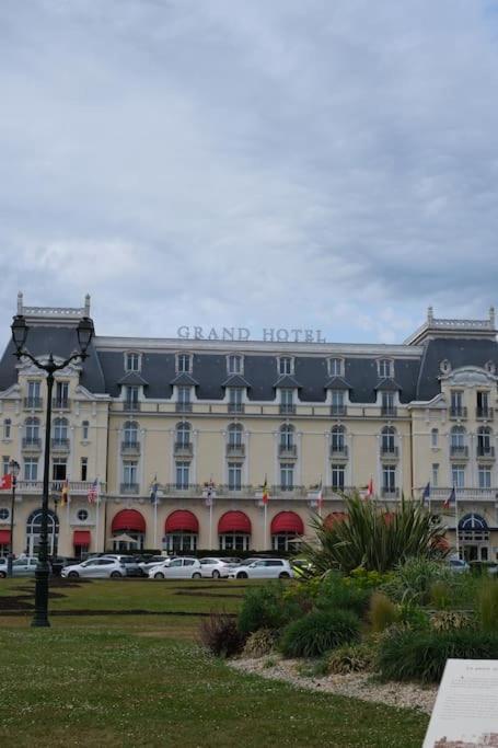 Appartement 3 Pieces - Cabourg Eksteriør billede